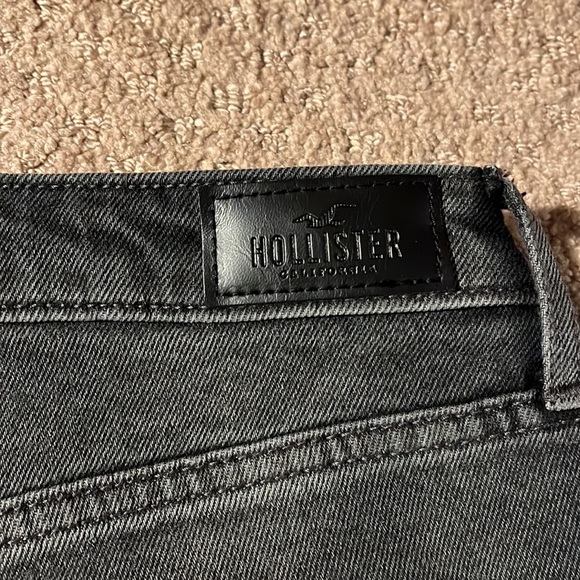 Curvy High rise Mom jean. Size 9R W-29 L-27. - Picture 4 of 5